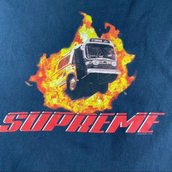 Supreme Bus on Fire from Speed Mens Medium Size Navy Tee Shirt Rare T-Shirt - Picture 2 of 5